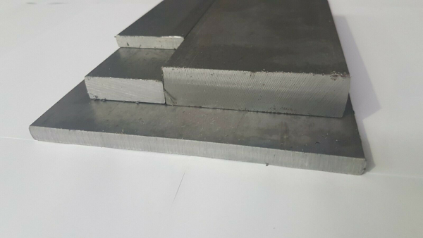 Breitflachstahl 240x5mm S235JR DIN 59200/EN10025